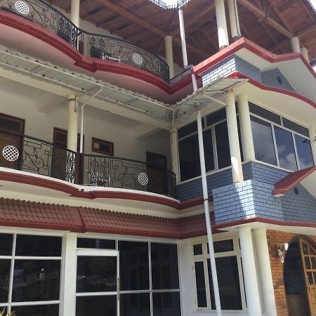 Sapphire Inn Бхимтал Экстерьер фото